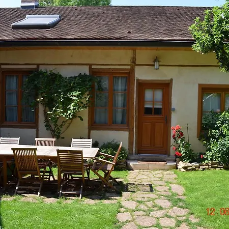 Chez Marie Bed & Breakfast 2*