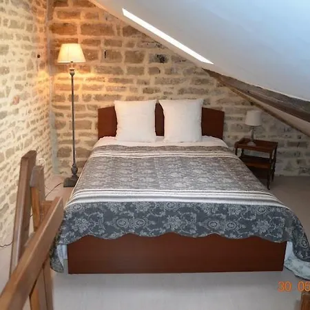 Chez Marie 2*